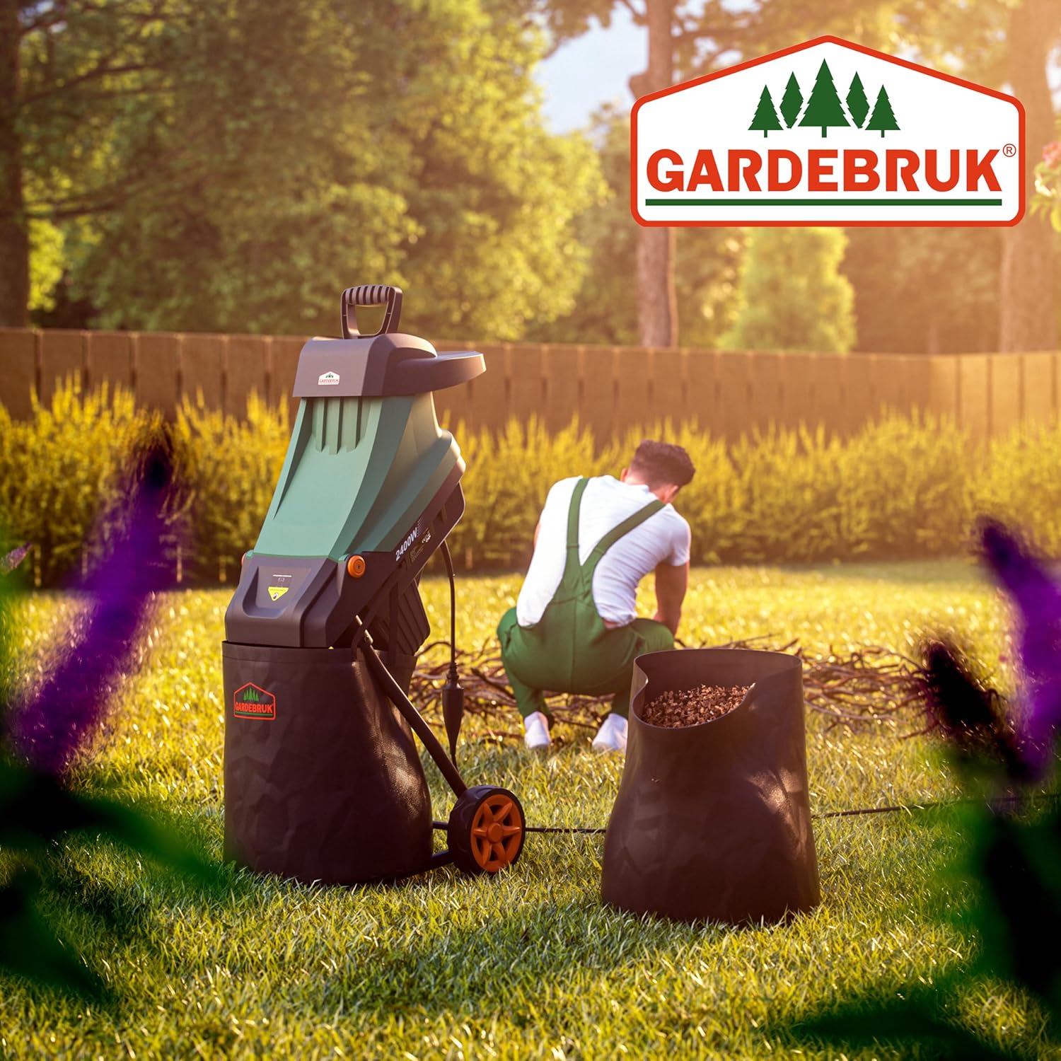 GARDEBRUK® Gartenhäcksler 2400 W max. 45 mm Aststärke Elektrisch 2X 50 L Auffangbeutel Messerhäcksler Häcksler Schredder — Ansicht 2